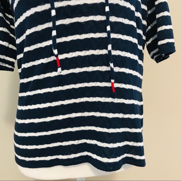 Lucky Brand Tee - Picture 4 of 7